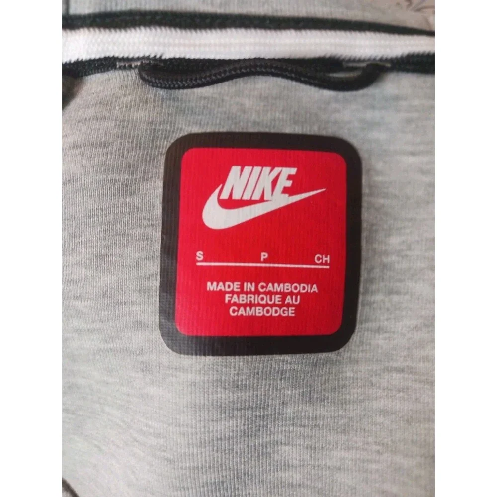 Nike Tech Fleece Hoodie Kids Jacket Grey Size Small